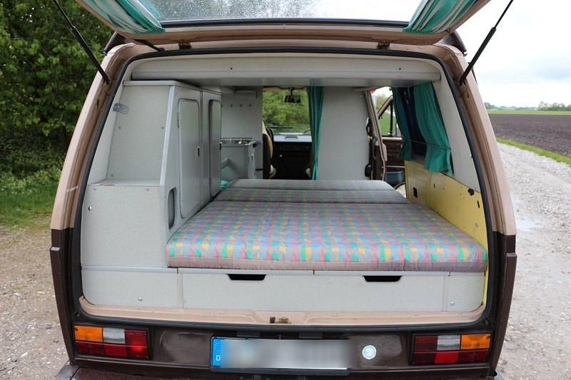 Gebraucht VW T3 95 PS (69 kW) 1986 Braun Van