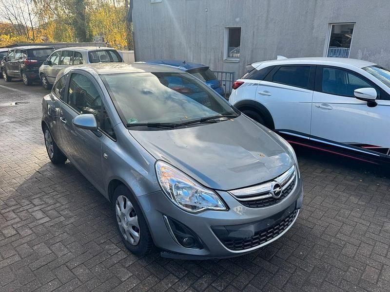 Gebraucht Opel Corsa 69 PS (50 kW) 2012 Silber Kleinwagen