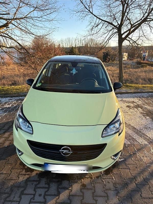 Gebraucht Opel Corsa Color Edition 101 PS (74 kW) 2015 Gelb Kleinwagen
