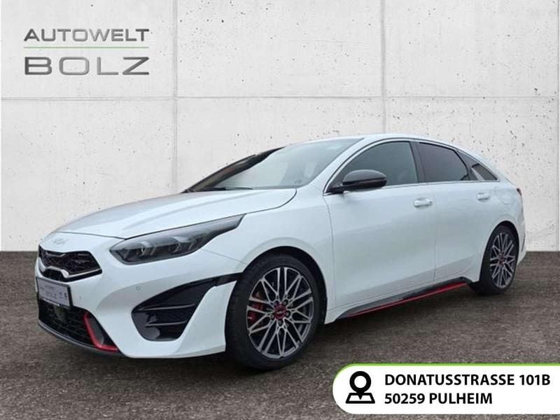 Gebraucht Kia ProCeed 204 PS (150 kW) 2023 (hw2) deluxeweiss met. Kombi