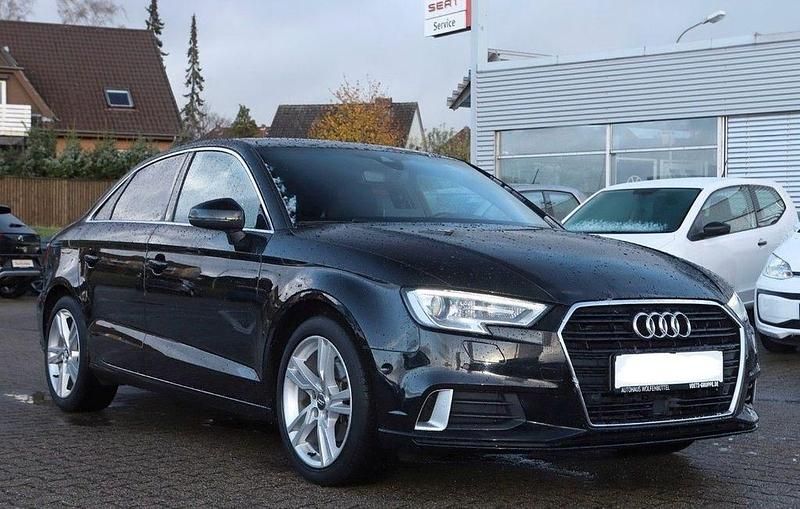 Gebraucht Audi A3 Sport 150 PS (110 kW) 2017 Schwarz Limousine