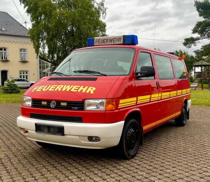 Rot Gebraucht 2003 VW T4 Van | 13.900 € (Teuer) - Bild 1/4