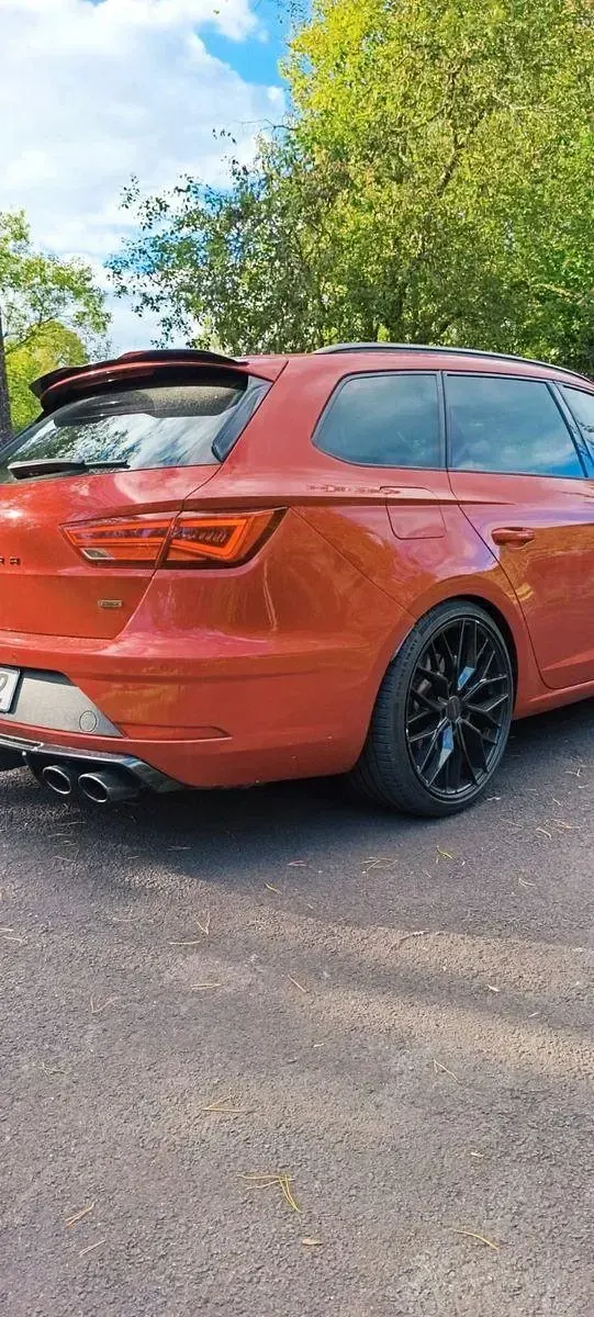 Gebraucht Seat Leon ST 4Drive 300 PS (220 kW) 2019 Rot Kombi