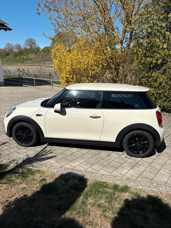 Usata Mini ONE 102 CV (75 kW) 2017 Bianco Utilitaria