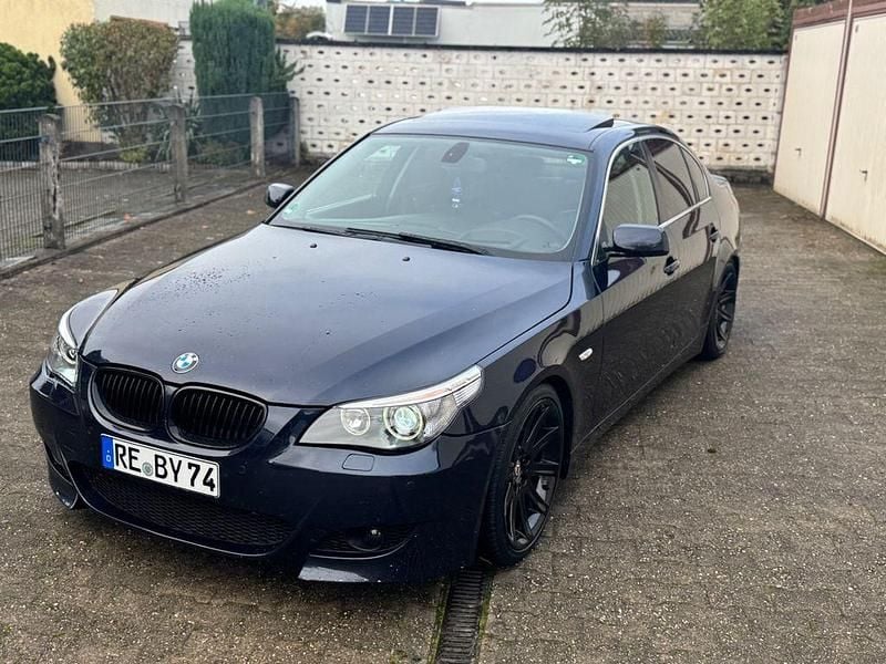 Blau Gebraucht 2003 BMW 545 Performance Limousine | 8.999 € (Fairer Preis) - Bild 1/4