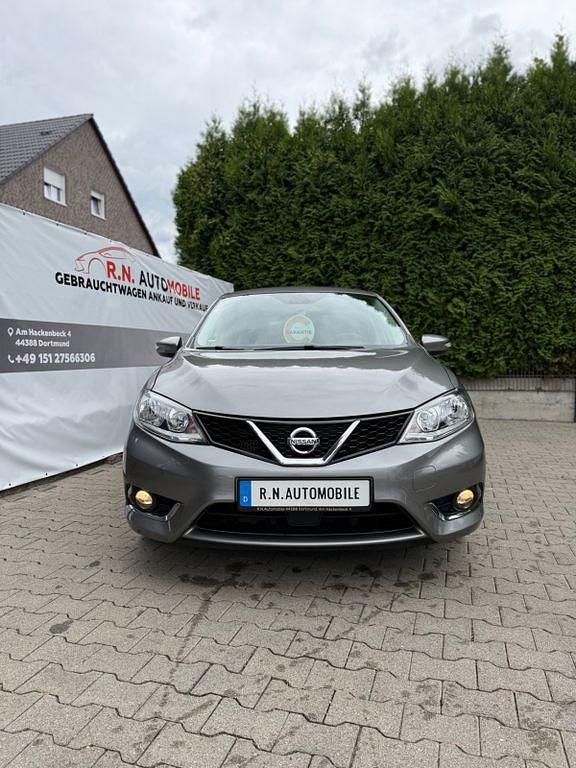 Grau Gebraucht 2017 Nissan Pulsar N-Connecta Limousine | 9.500 € (Fairer Preis) - Bild 1/4