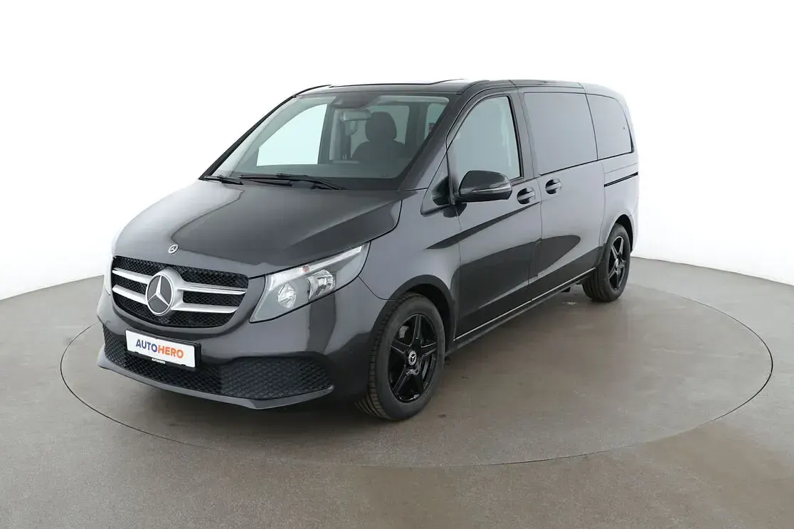 Gebraucht Mercedes V220 Edition 163 PS (119 kW) 2022 Van / Kleinbus