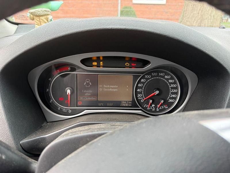 Gebraucht Ford Mondeo Trend 140 PS (102 kW) 2008 Schwarz Limousine