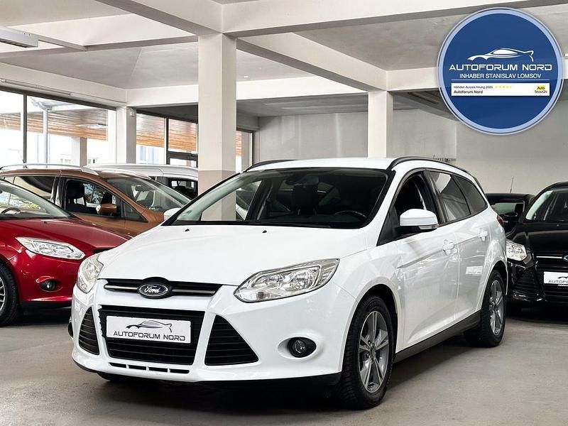 Gebraucht Ford Focus 101 PS (74 kW) 2014 Weiß Limousine