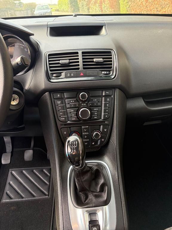 Gebraucht Opel Meriva 120 PS (88 kW) 2012 Rot Van / Kleinbus