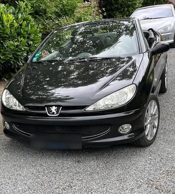 Gebraucht Peugeot 206 109 PS (80 kW) 2003 Schwarz Cabrio