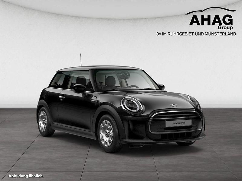Gebraucht Mini Cooper 136 PS (100 kW) 2023 Midnight black Kleinwagen