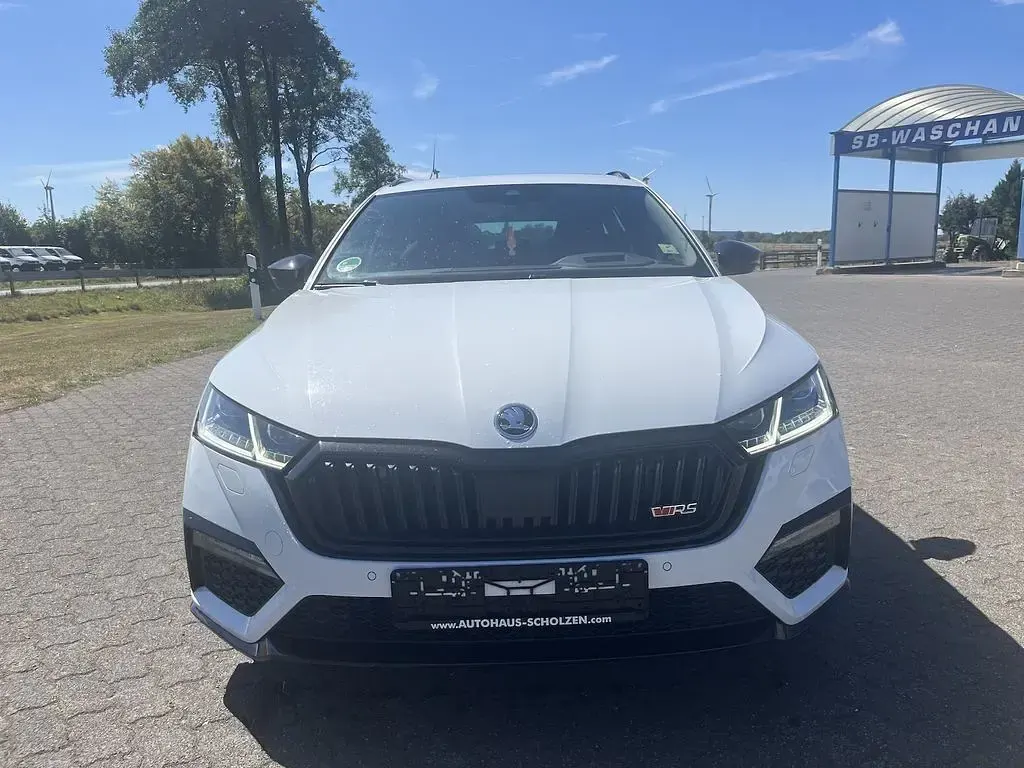 Gebraucht Skoda Octavia First Edition 245 PS (180 kW) 2021 Weiß Limousine