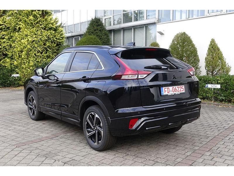Gebraucht Mitsubishi Eclipse Cross Plus 188 PS (138 kW) 2023 P) (schwarz SUV