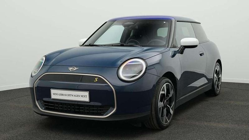 Gebraucht Mini Cooper SE Favoured 160 kW (218 PS) 2025 Blau Kleinwagen