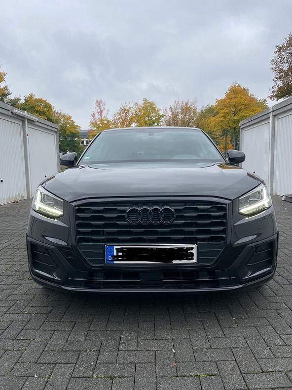 Gebraucht Audi Q2 Sport 150 PS (110 kW) 2019 Schwarz SUV