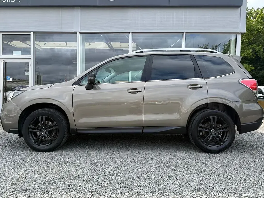 Gebraucht Subaru Forester Exclusive+ 147 PS (108 kW) 2017 Silber SUV