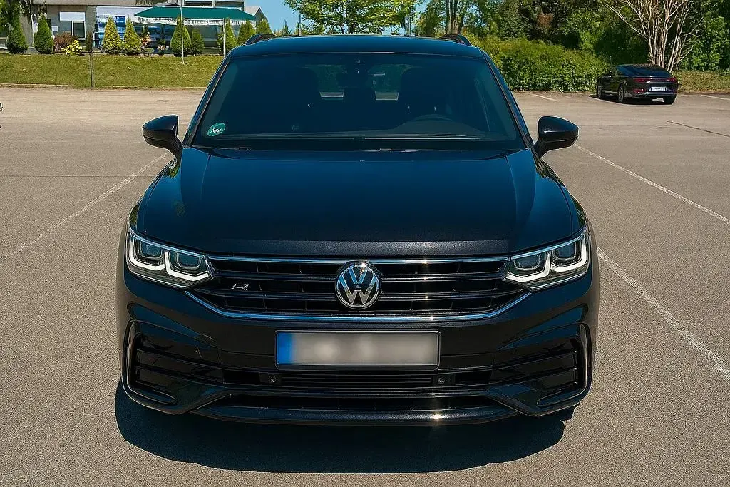 Gebraucht VW Tiguan Allspace R-line 190 PS (139 kW) 2022 Schwarz SUV