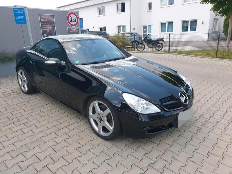 Schwarz Gebraucht 2004 Mercedes SLK350 Cabrio | 11.700 € (Fairer Preis) - Bild 1/4