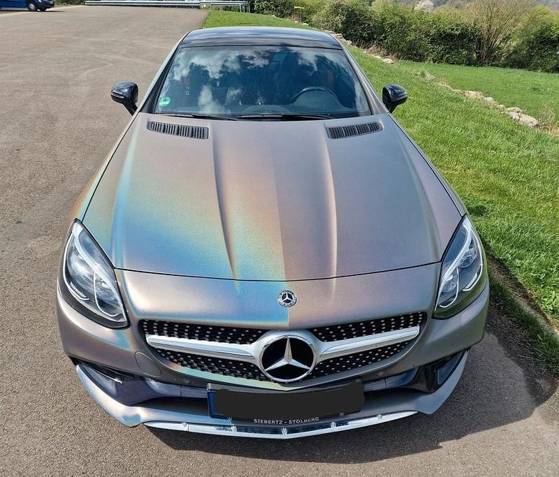 Gebraucht Mercedes SLC180 AMG line 156 PS (114 kW) 2017 Grau Cabrio