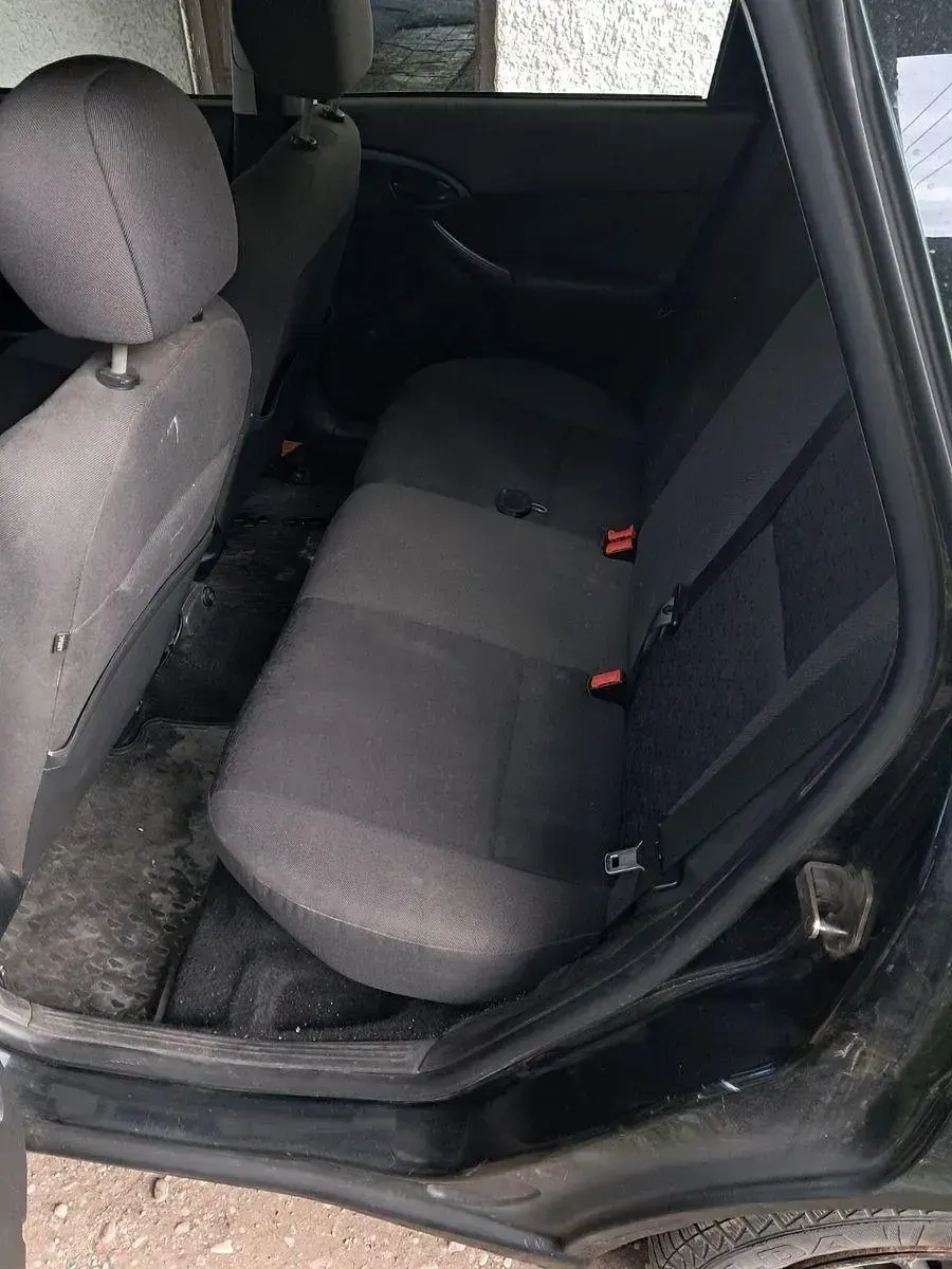 Usata Ford Focus 101 CV (74 kW) 2003 Nero Station wagon