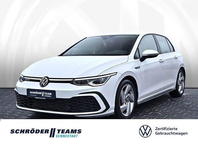 Weiß (pure white) Gebraucht 2022 VW Golf VIII GTD Limousine | 29.790 € (Guter Preis) - Bild 1/4
