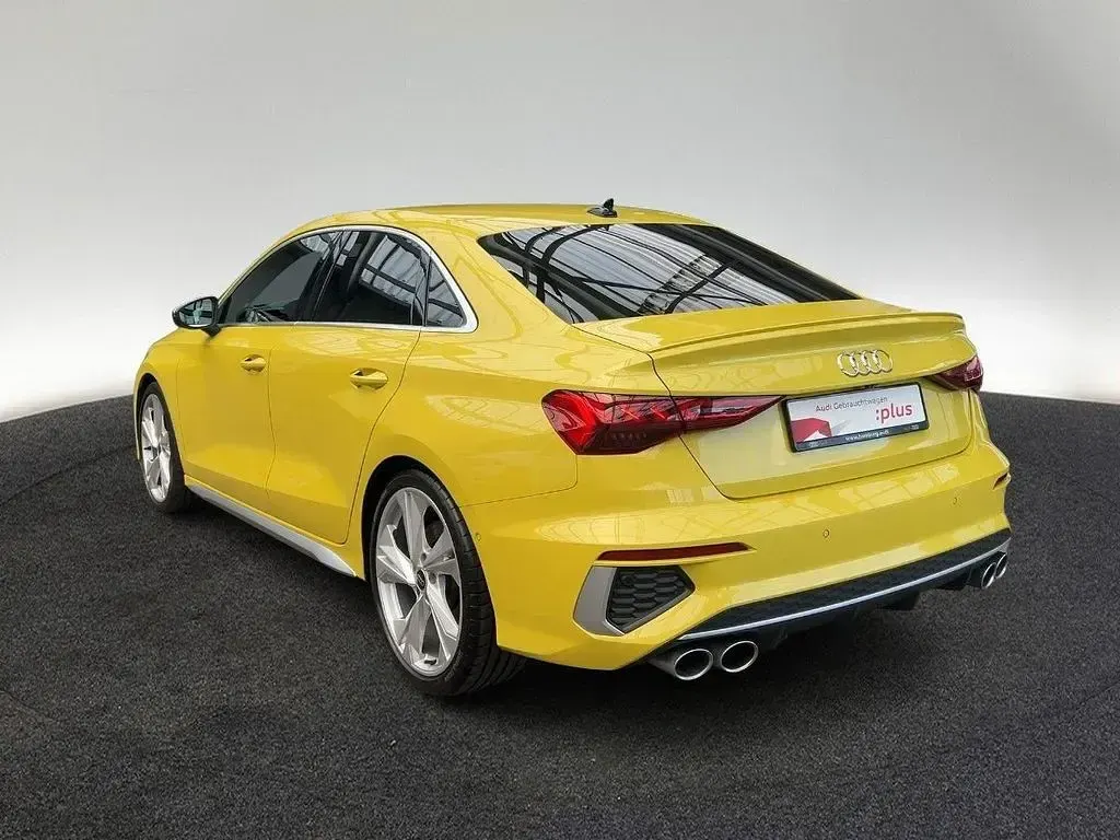 Gebraucht Audi S3 Sport 310 PS (228 kW) 2023 Gelb Limousine