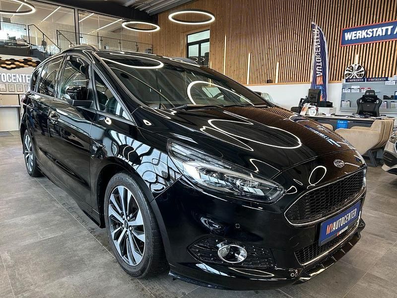 Gebraucht Ford S-MAX ST-Line 150 PS (110 kW) 2019 Schwarz Van / Kleinbus