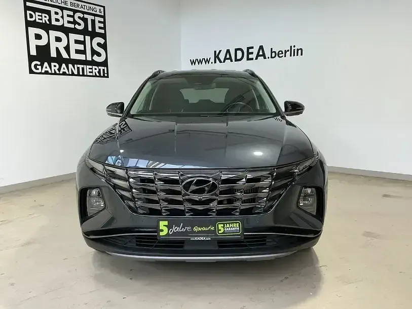 Gebraucht Hyundai Tucson 150 PS (110 kW) 2022 Schwarz SUV