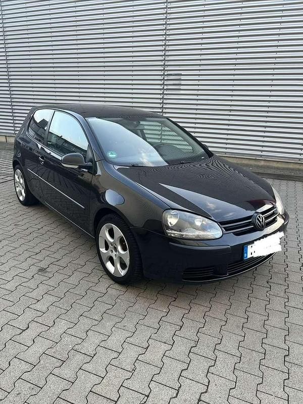 Gebraucht VW Golf IV Trendline 75 PS (55 kW) 2004 Schwarz Kleinwagen