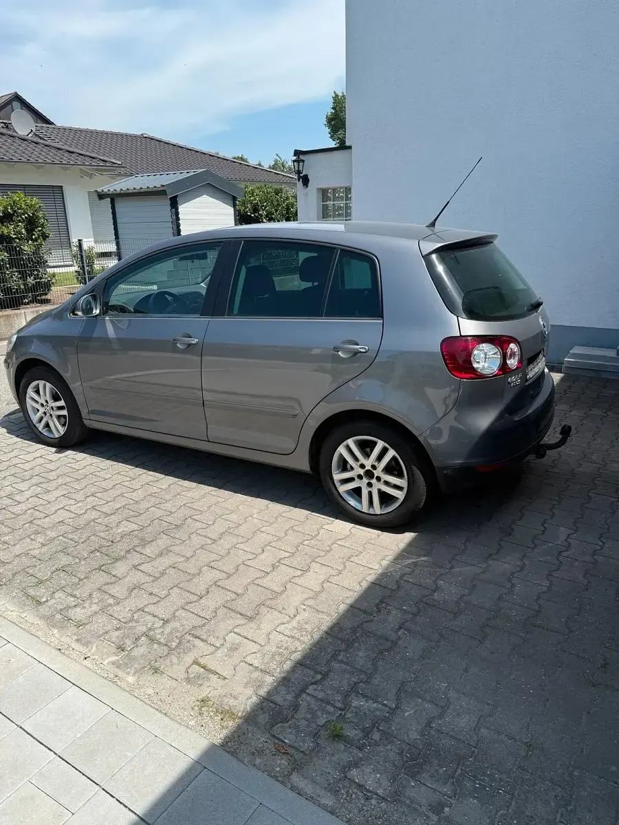 Gebraucht VW Golf Plus Cross 101 PS (74 kW) 2009 Grau Van / Kleinbus
