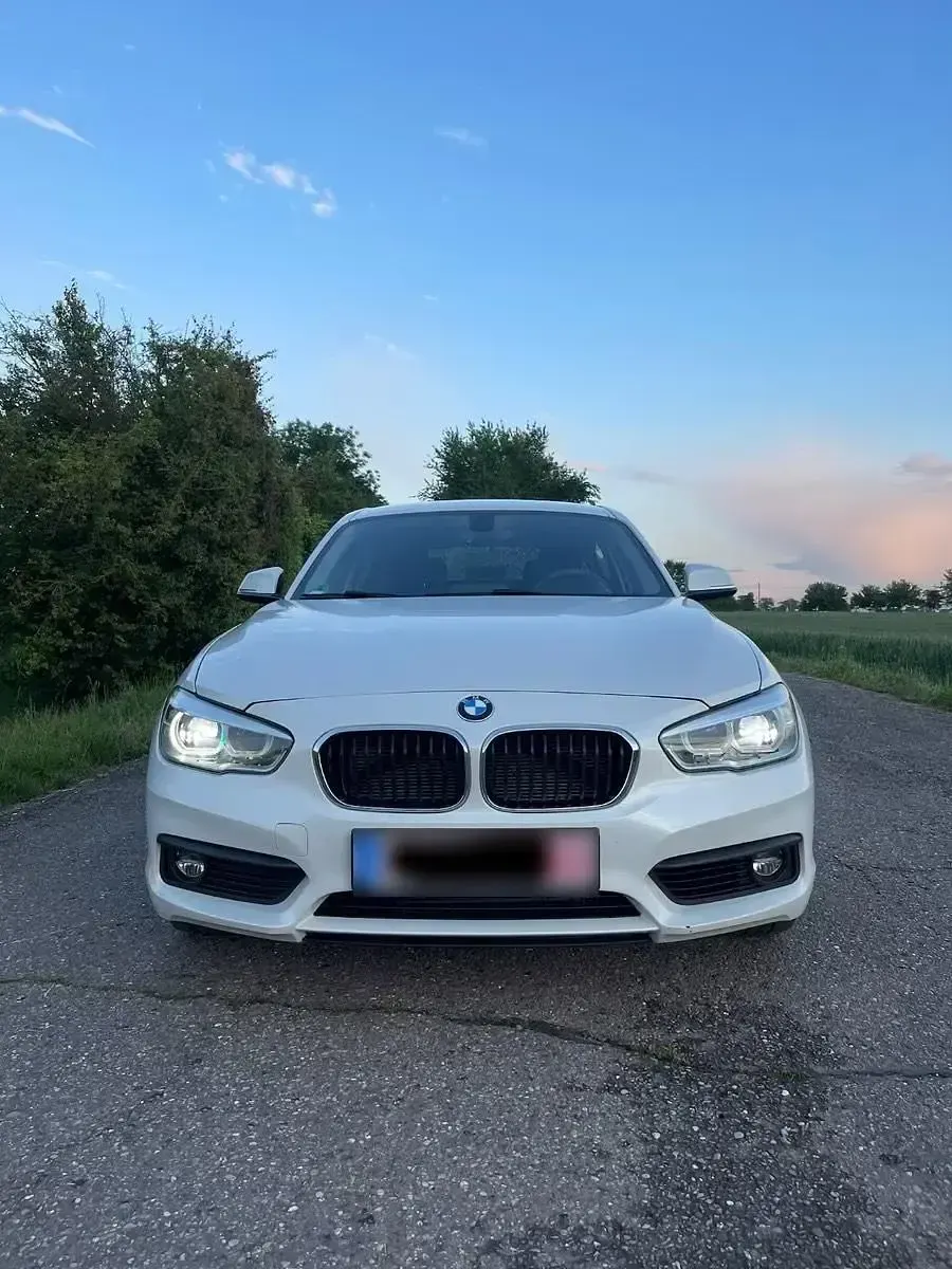 Gebraucht BMW 120 Advantage 190 PS (139 kW) 2010 Weiß Kleinwagen
