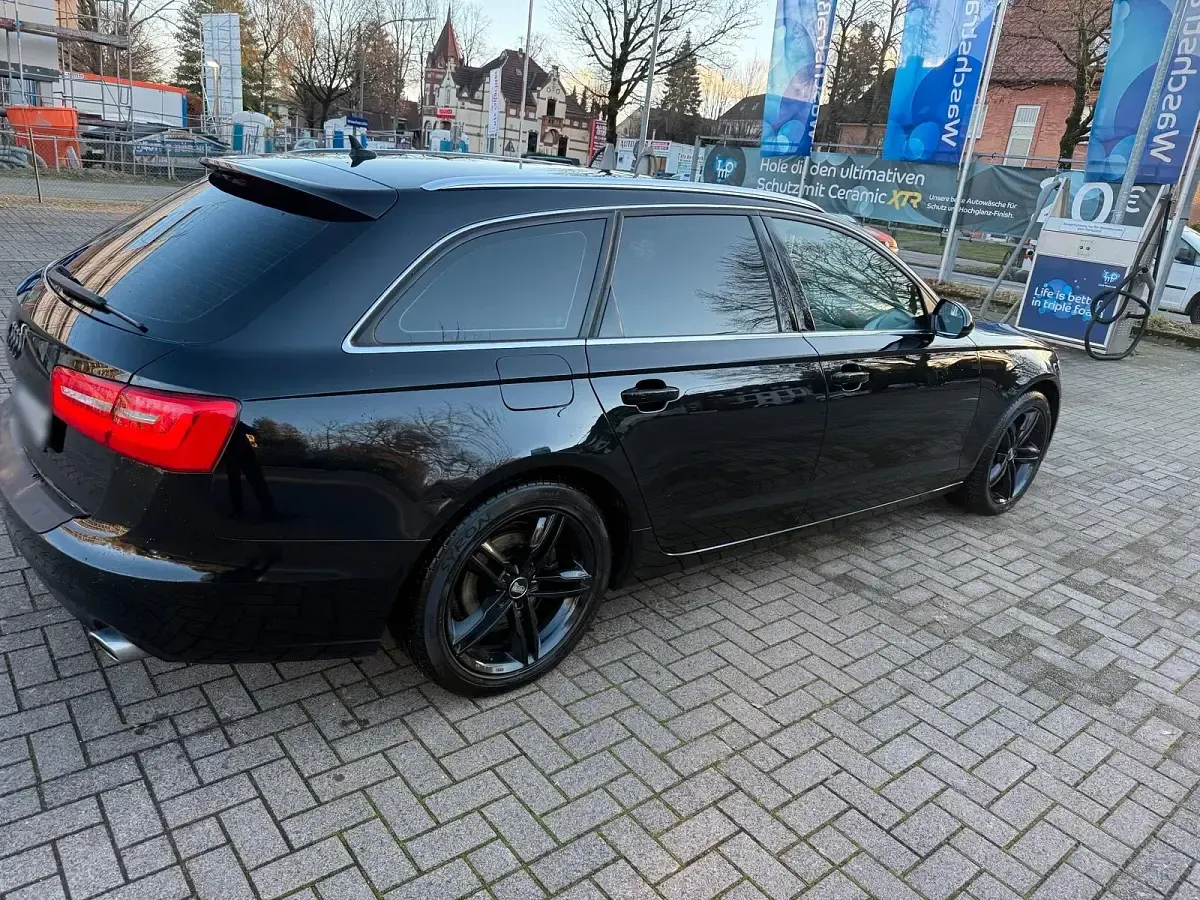 Gebraucht Audi A6 204 PS (150 kW) 2013 Schwarz Kombi