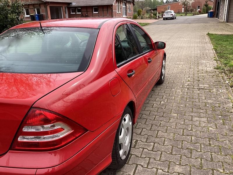 Usata Mercedes 200 2006 Rosso Berlina