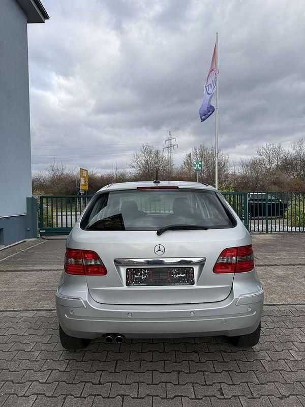Gebraucht Mercedes E200 193 PS (141 kW) 2006 Kombi