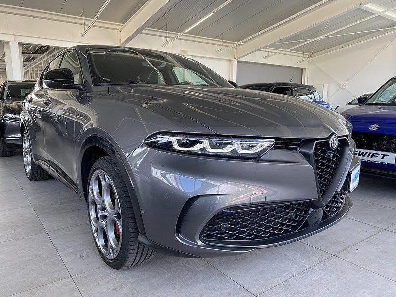 Grau Gebraucht 2023 Alfa Romeo Tonale Premium SUV | 33.990 € (Guter Preis) - Bild 1/4