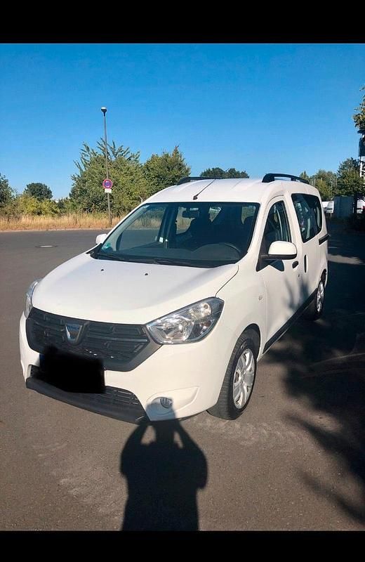 Weiß Gebraucht 2018 Dacia Dokker Van | 7.000 € (Guter Preis) - Bild 1/4