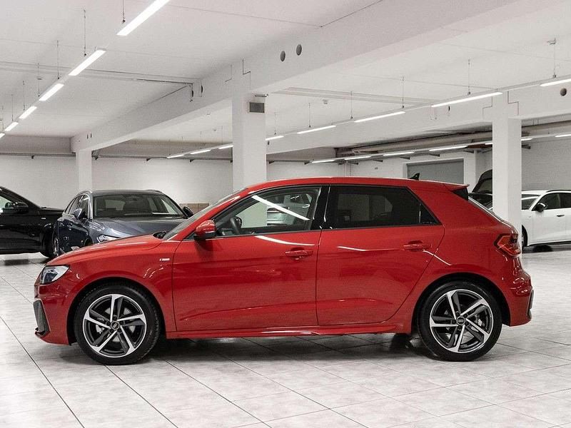 Gebraucht Audi A1 S-Line 116 PS (85 kW) 2025 Progressivrot metallic SUV