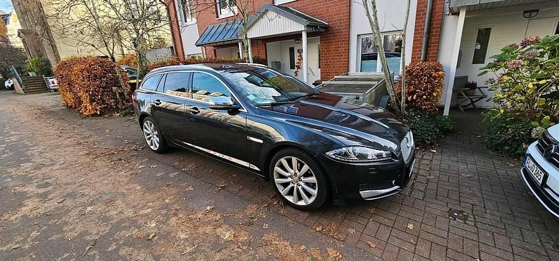 Andere farben Gebraucht 2015 Jaguar XF Kombi | 7.777 € (Fairer Preis) - Bild 1/4