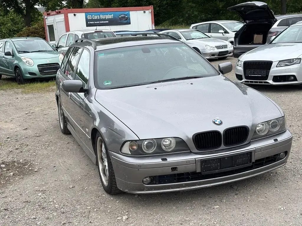Gebraucht BMW 530 Exclusive 231 PS (169 kW) 2001 Grau Limousine