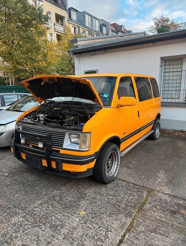 Gebraucht Chevrolet Astro 150 PS (110 kW) 1990 Gelb Van / Kleinbus