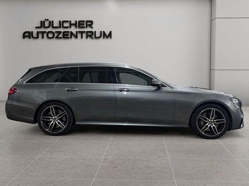 Gebraucht Mercedes E400 333 PS (244 kW) 2017 Grau Kombi