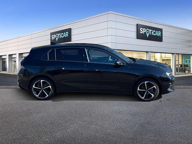 Gebraucht Opel Astra 131 PS (96 kW) 2024 Karbon schwarz Limousine