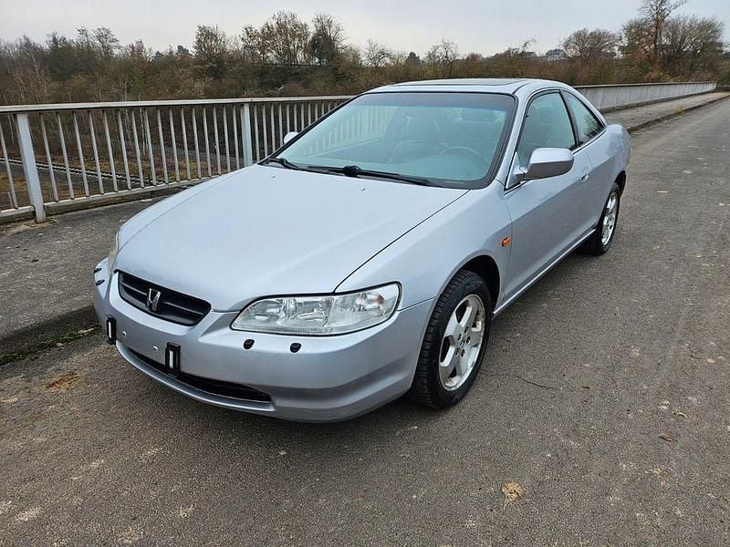 Gebraucht Honda Accord 200 PS (147 kW) 1999 Silber Coupé