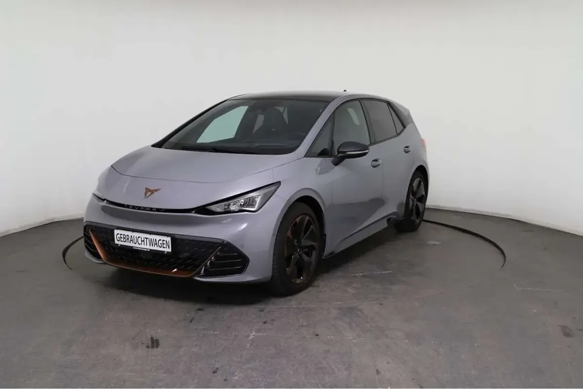 Gebraucht Cupra Born e-Boost 169 kW (231 PS) 2022 Mondsteingrau Kleinwagen