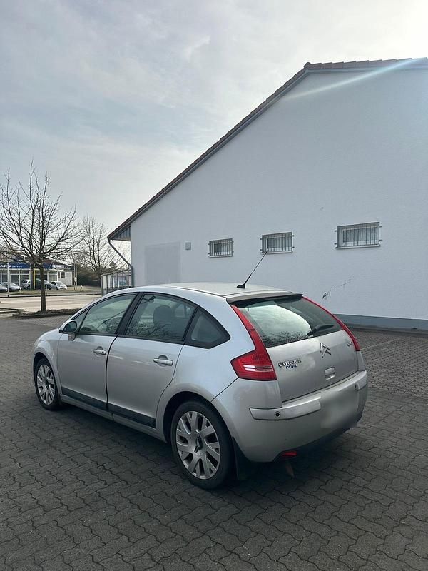 Gebraucht Citroën C4 109 PS (80 kW) 2006 Silber Limousine