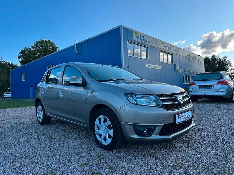 Gebraucht Dacia Sandero Lauréate 90 PS (66 kW) 2014 Braun Kleinwagen