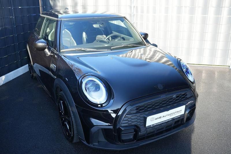 Gebraucht Mini John Cooper Works 136 PS (100 kW) 2021 Schwarz Kleinwagen