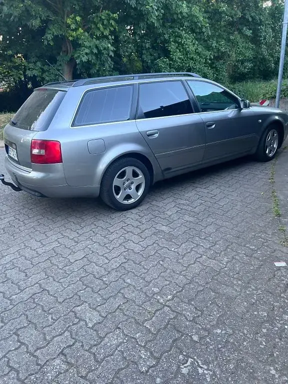 Usata Audi A6 131 CV (96 kW) 2004 Grigio Station wagon