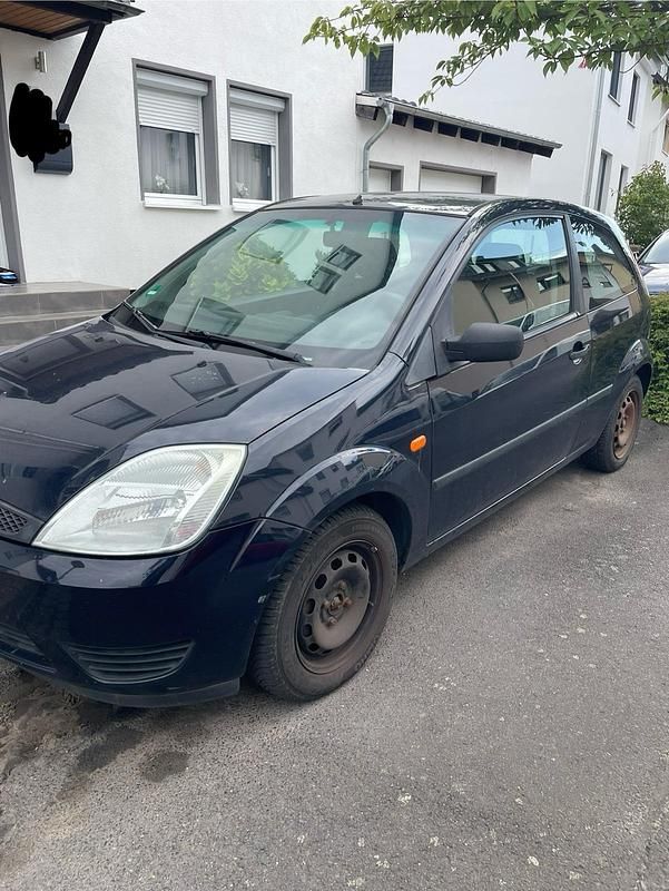 Blau Gebraucht 2005 Ford Fiesta Kleinwagen | 640 € (Guter Preis) - Bild 1/4